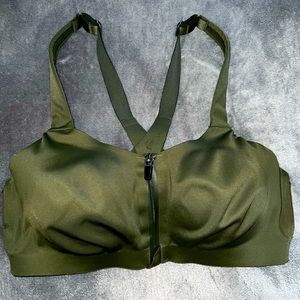 Victoria's Secret Incredible Knockout Ultra Max Cross Back Bra